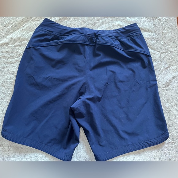 Lands End board shorts - Picture 2 of 5